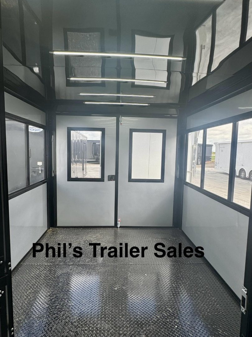 New 2025 Continental Cargo 8.5X28 VENDING TRAILER WITH BATHROOM Concession Trailer