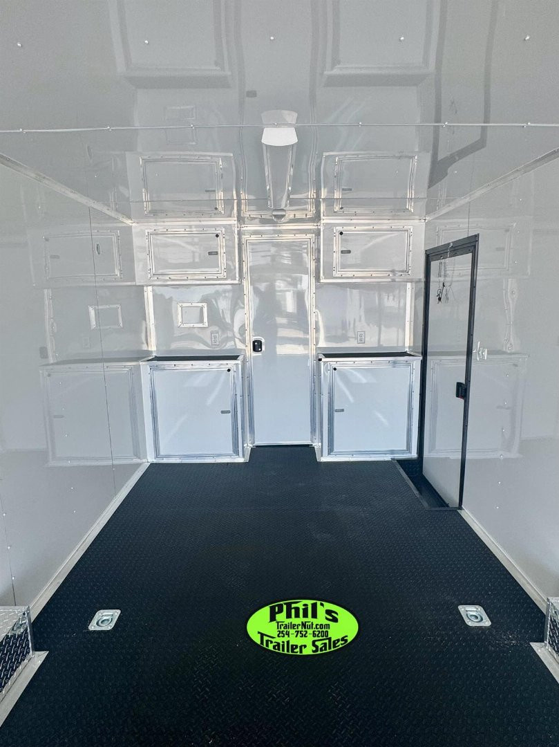 New 8.5x32 BATHROOM PACKAGE & ESCAPE DOOR Car / Racing Trailer ENCLOSED CAR HAULER