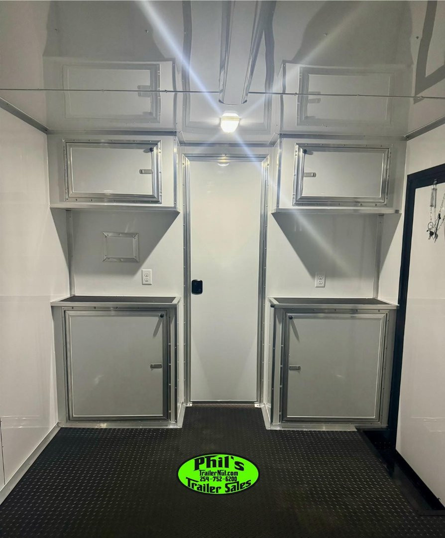 New 8.5x32 BATHROOM PACKAGE & ESCAPE DOOR Car / Racing Trailer ENCLOSED CAR HAULER