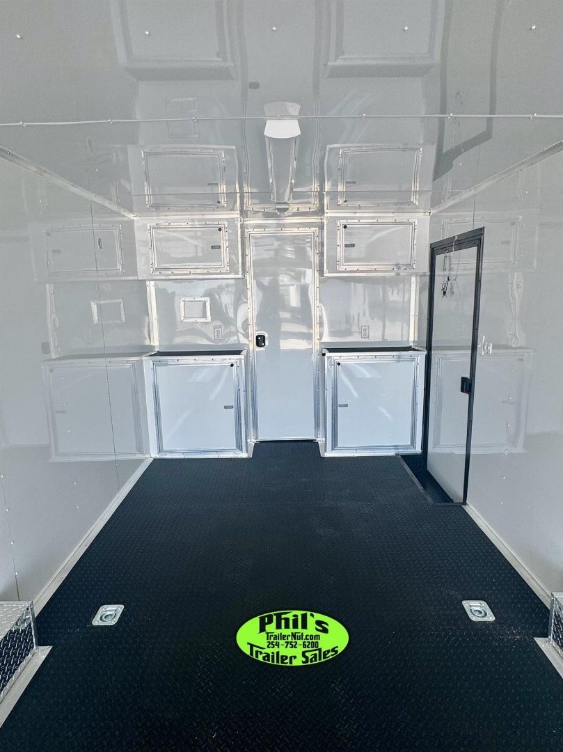 New 8.5x32 BATHROOM PACKAGE & ESCAPE DOOR Car / Racing Trailer ENCLOSED CAR HAULER