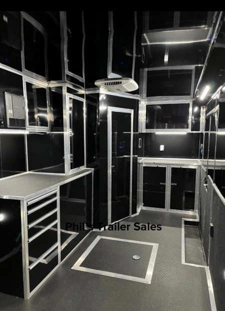 New Haulmark 8.5X34 RACE TRAILER EDGE PRO BATHROOM PACKAGE ELECTRIC AWNING & HYDRAULIC JACK! Car / Racing Trailer