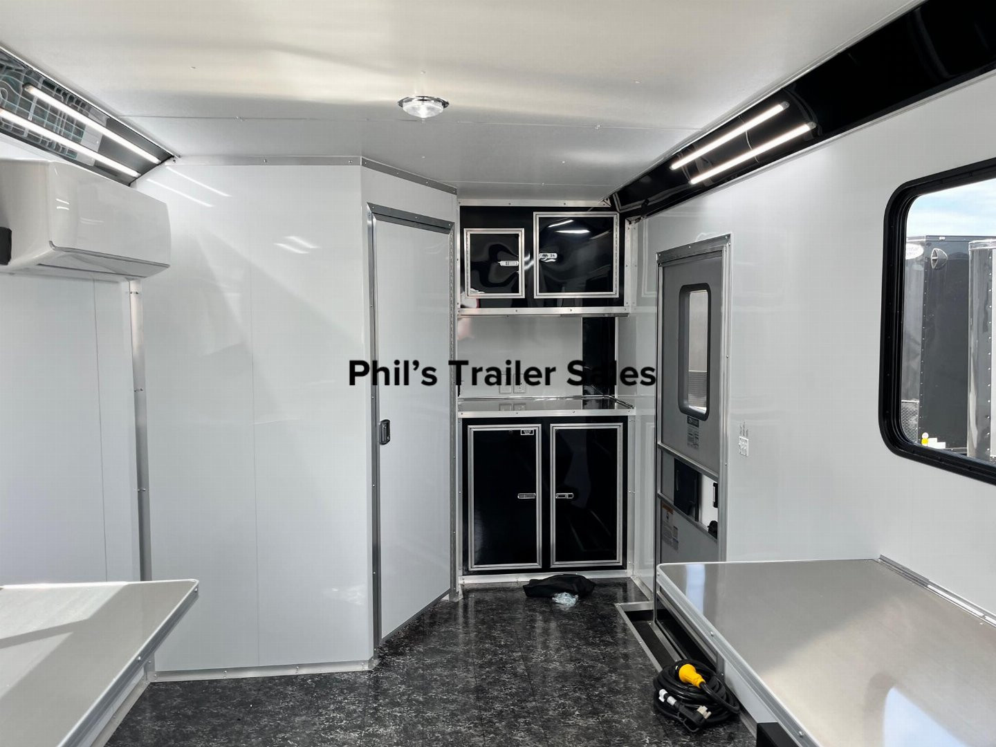 New Continental Cargo 8.5X20 OFFICE BATH Cargo / Enclosed Trailer