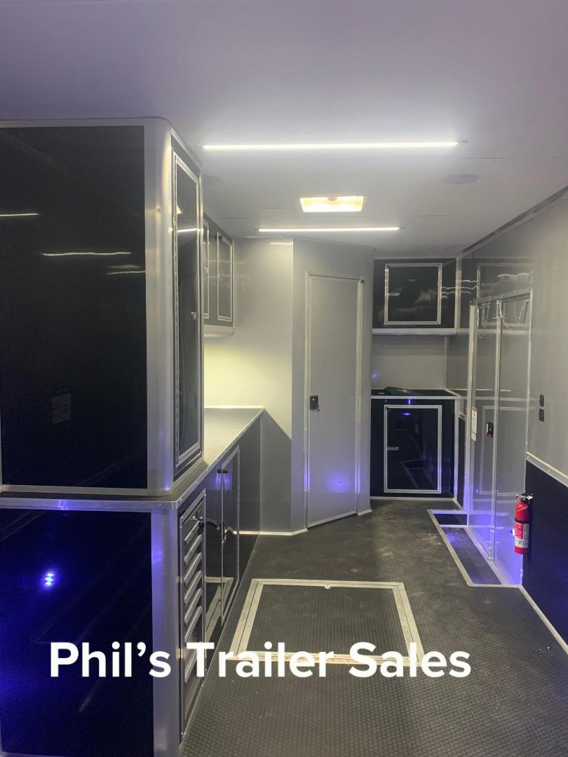 New 2023 Cargo Mate 34' ALL ALUMINUM Car / Racing Trailer BATHROOM TRAILER CLOSEOUT PRICE! ONLY ONE AVAILABLE AT THIS PRICE!