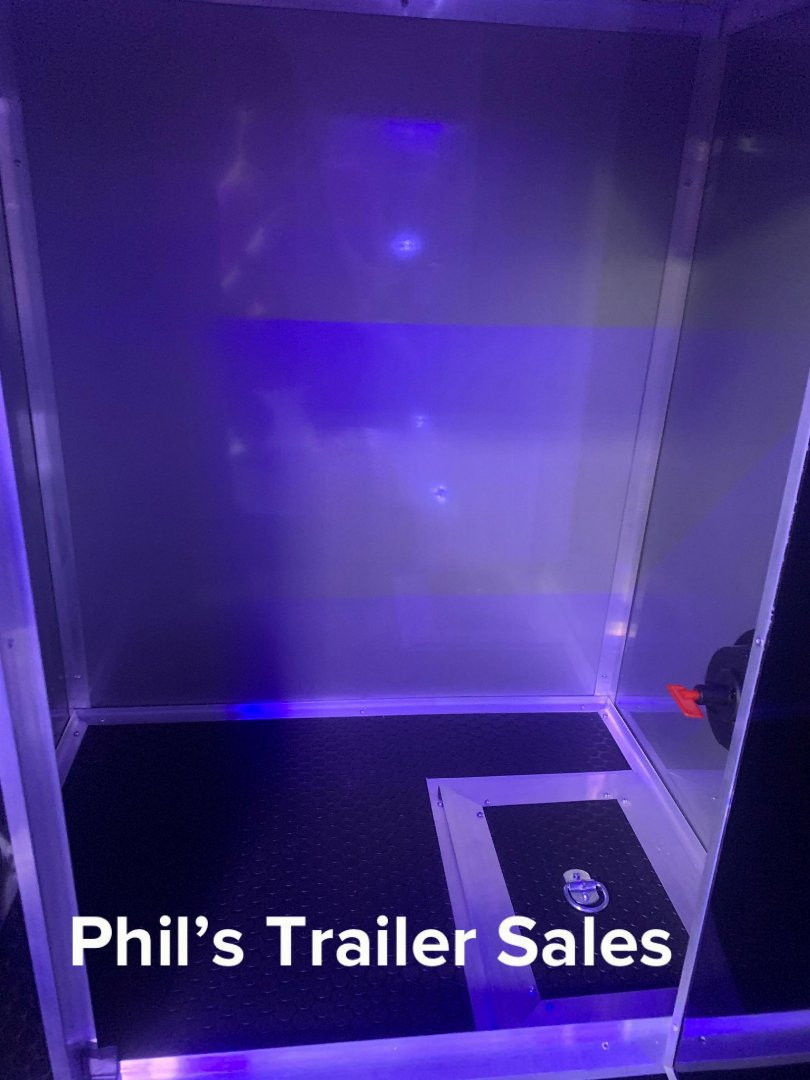 New 2023 Cargo Mate 34' ALL ALUMINUM Car / Racing Trailer BATHROOM TRAILER CLOSEOUT PRICE! ONLY ONE AVAILABLE AT THIS PRICE!