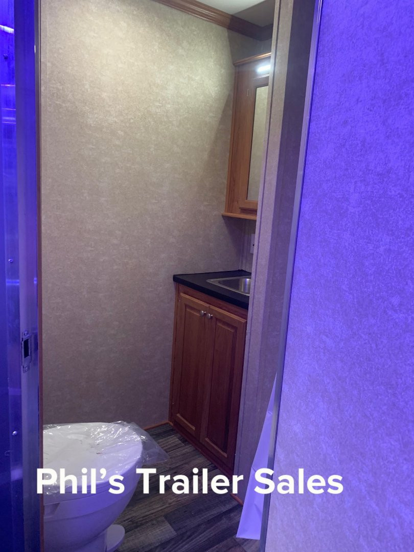 New 2023 Cargo Mate 34' ALL ALUMINUM Car / Racing Trailer BATHROOM TRAILER CLOSEOUT PRICE! ONLY ONE AVAILABLE AT THIS PRICE!