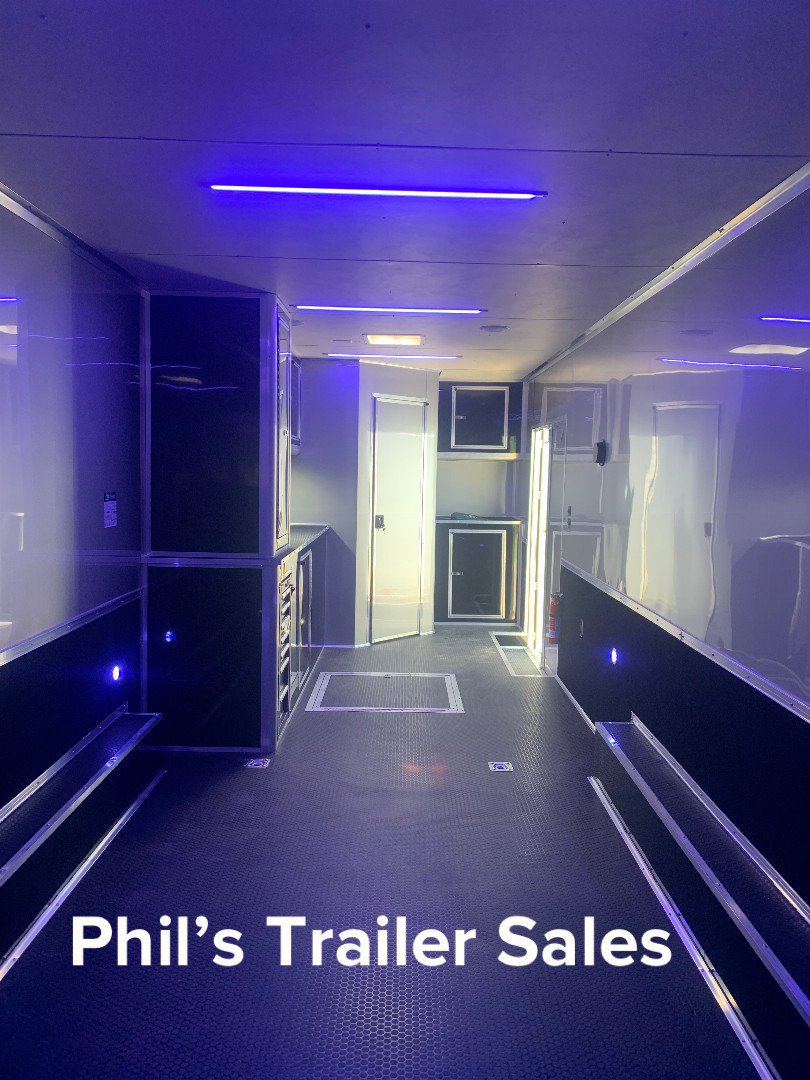 New 2023 Cargo Mate 34' ALL ALUMINUM Car / Racing Trailer BATHROOM TRAILER CLOSEOUT PRICE! ONLY ONE AVAILABLE AT THIS PRICE!