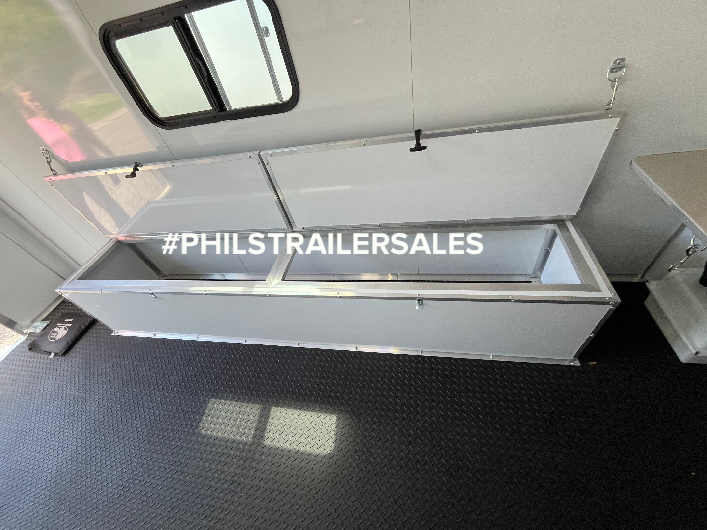 New CONTINENTAL CARGO Crew trailer 7X14 DOG HOUSE Office Trailer BENCHES WITH STORAGE & MINI SPLIT!