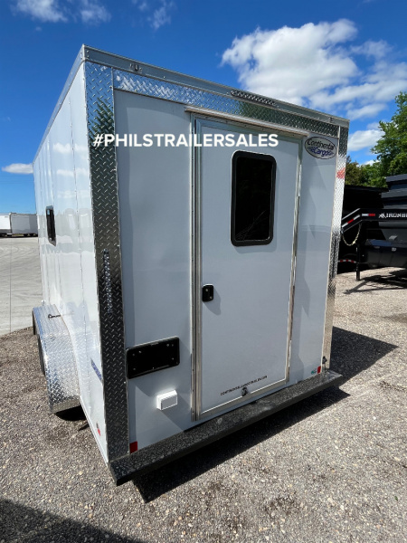 New CONTINENTAL CARGO Crew trailer 7X14 DOG HOUSE Office Trailer BENCHES WITH STORAGE & MINI SPLIT!