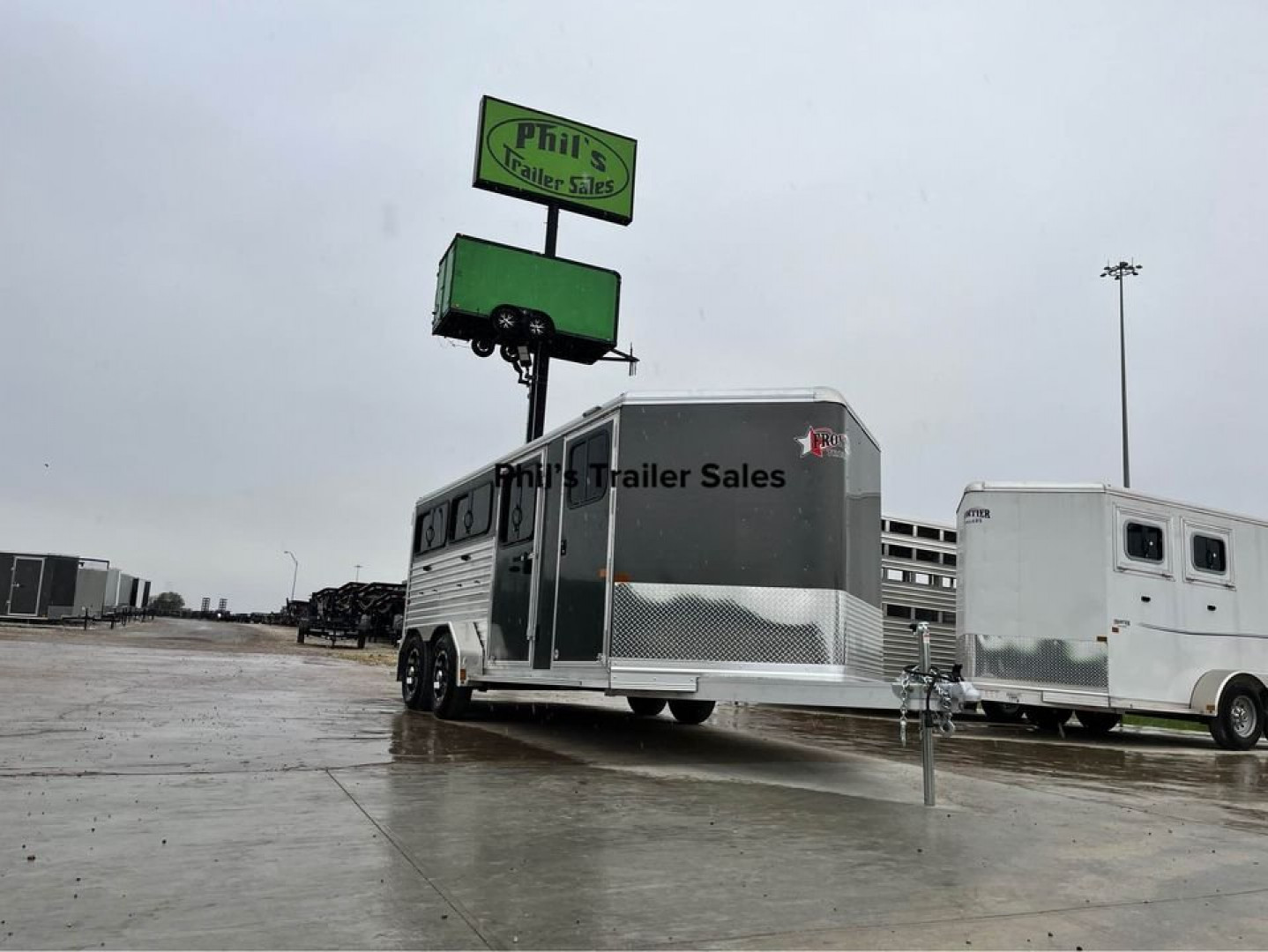 New 2025 Frontier Trailers LOW PRO LIVESTOCK TRAILER 6 PEN Stock / Stock Combo Trailer