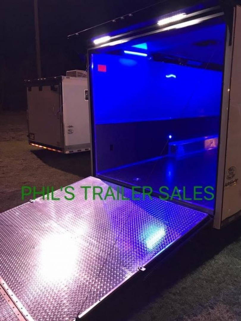 New CONTINENTAL CARGO 8.5X34 RACE TRAILER BATHROOM PACKAGE Car / Racing Trailer