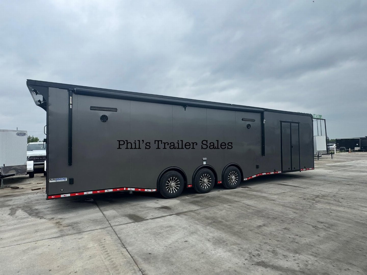 New CONTINENTAL CARGO 8.5X34 RACE TRAILER BATHROOM PACKAGE Car / Racing Trailer