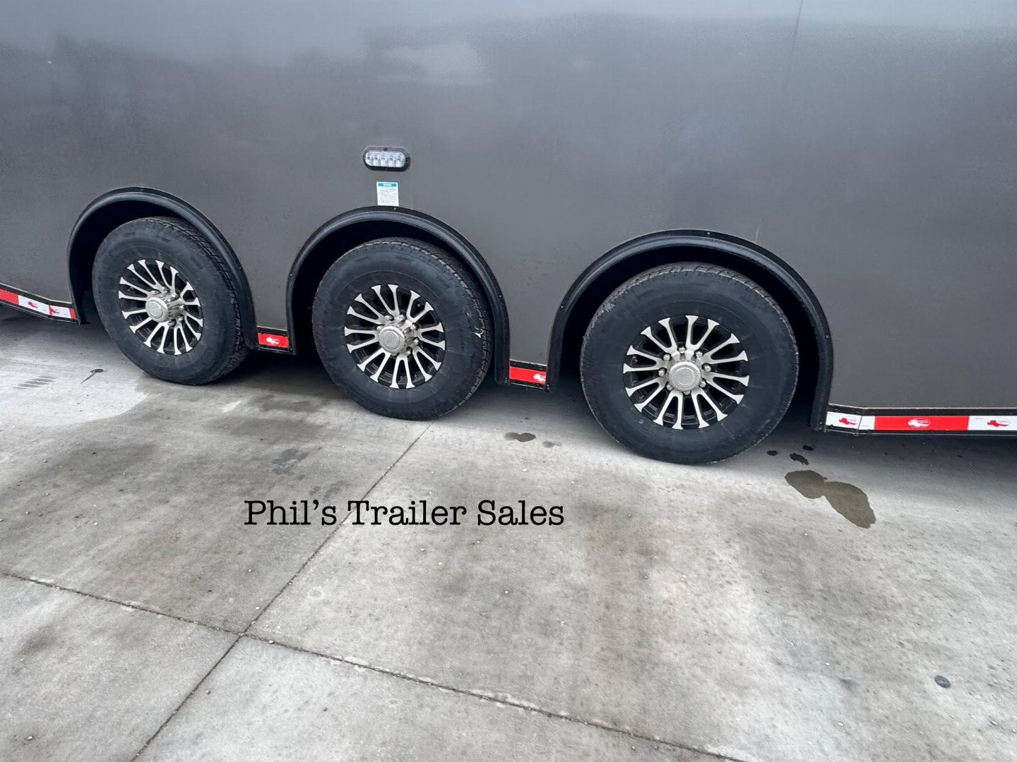 New CONTINENTAL CARGO 8.5X34 RACE TRAILER BATHROOM PACKAGE Car / Racing Trailer