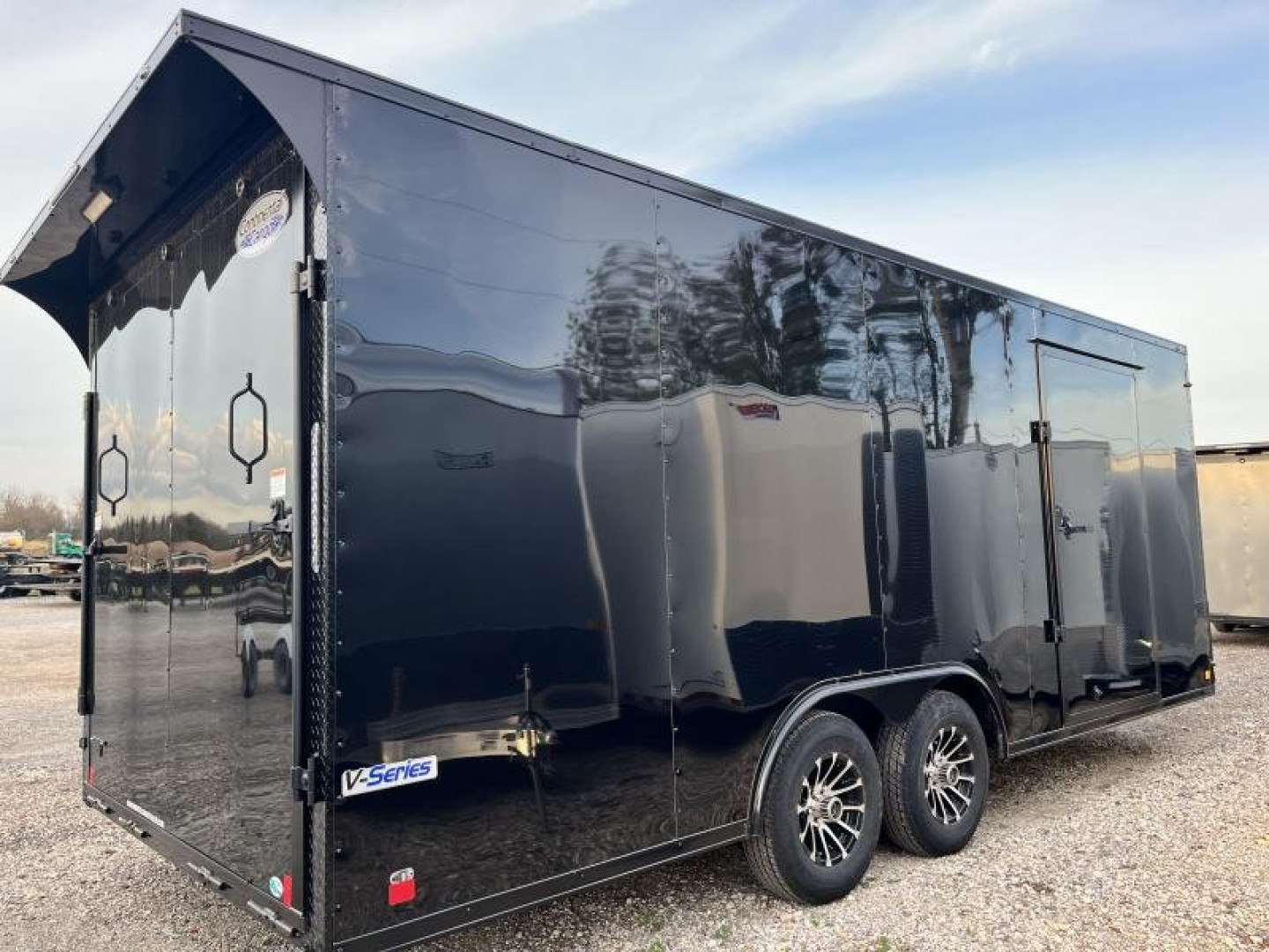 New 2025 CONTINENTAL CARGO NEW 85X24 V-NOSE ENCLOSED RACE CARGO TRAILER Cargo / Enclosed Trailer
