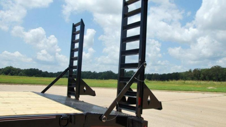 New Iron Bull 102 X 44 Equipment Trailer DRIVE OVER FENDERS