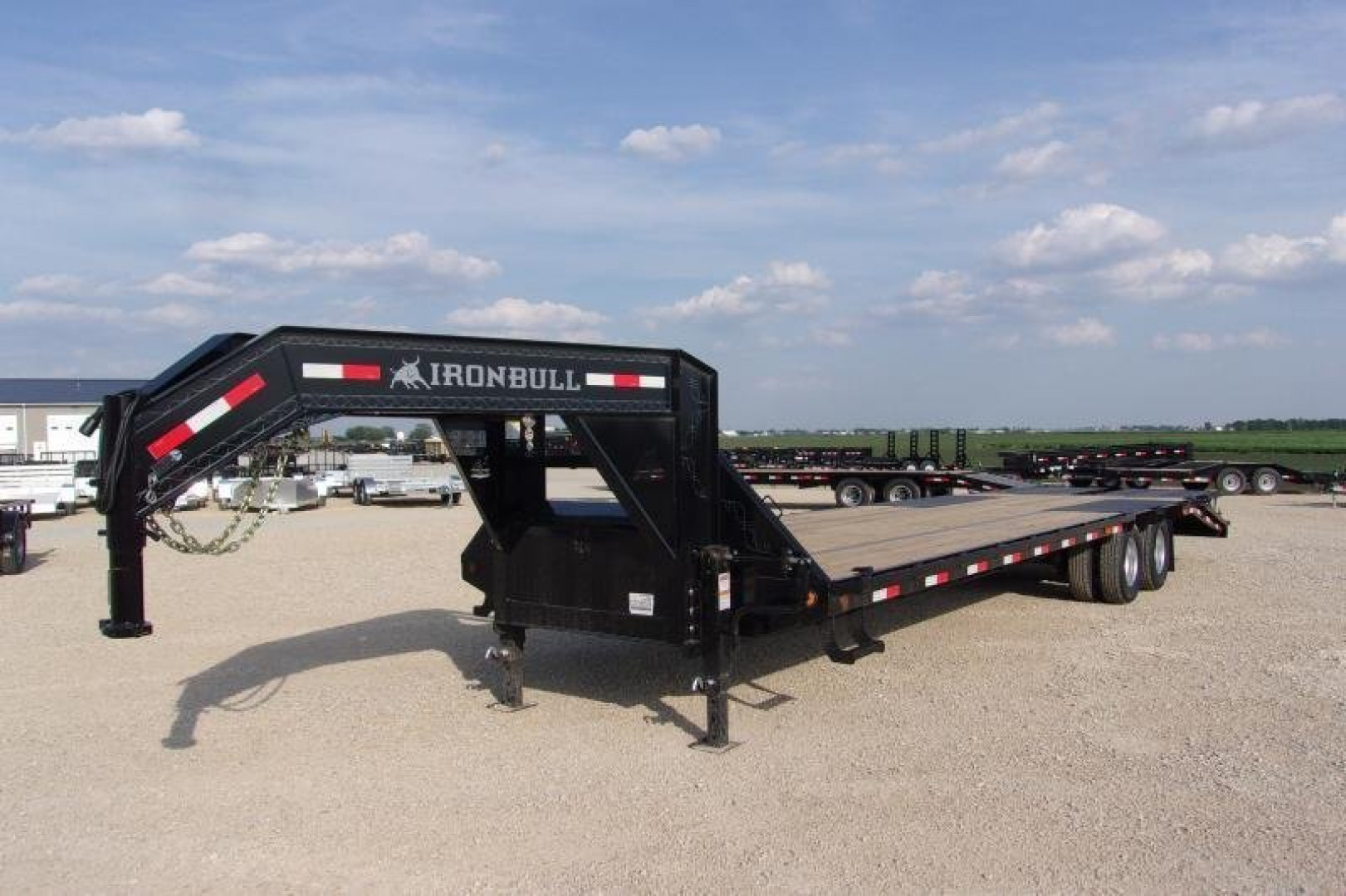 New IRON BULL IRON BULL 102X 25 TANDEM DUAL GOOSENECK TRAILER Equipment Trailer