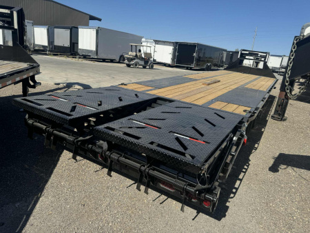 New IRON BULL 32 TANDEM DUAL EQUIPMENT TRAILER Equipment Trailer