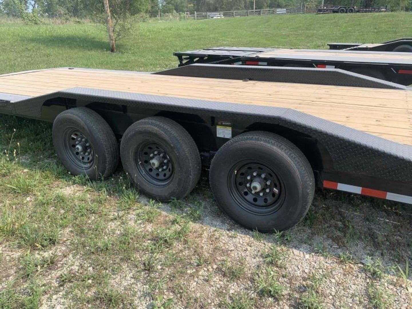 New 2026 IRON BULL NEW 102X40 EQUIPMENT TRAILER DRIVE OVER GOOSENECK Utility Trailer