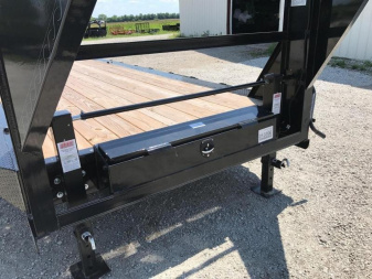 New 2026 IRON BULL NEW 102X40 EQUIPMENT TRAILER DRIVE OVER GOOSENECK Utility Trailer