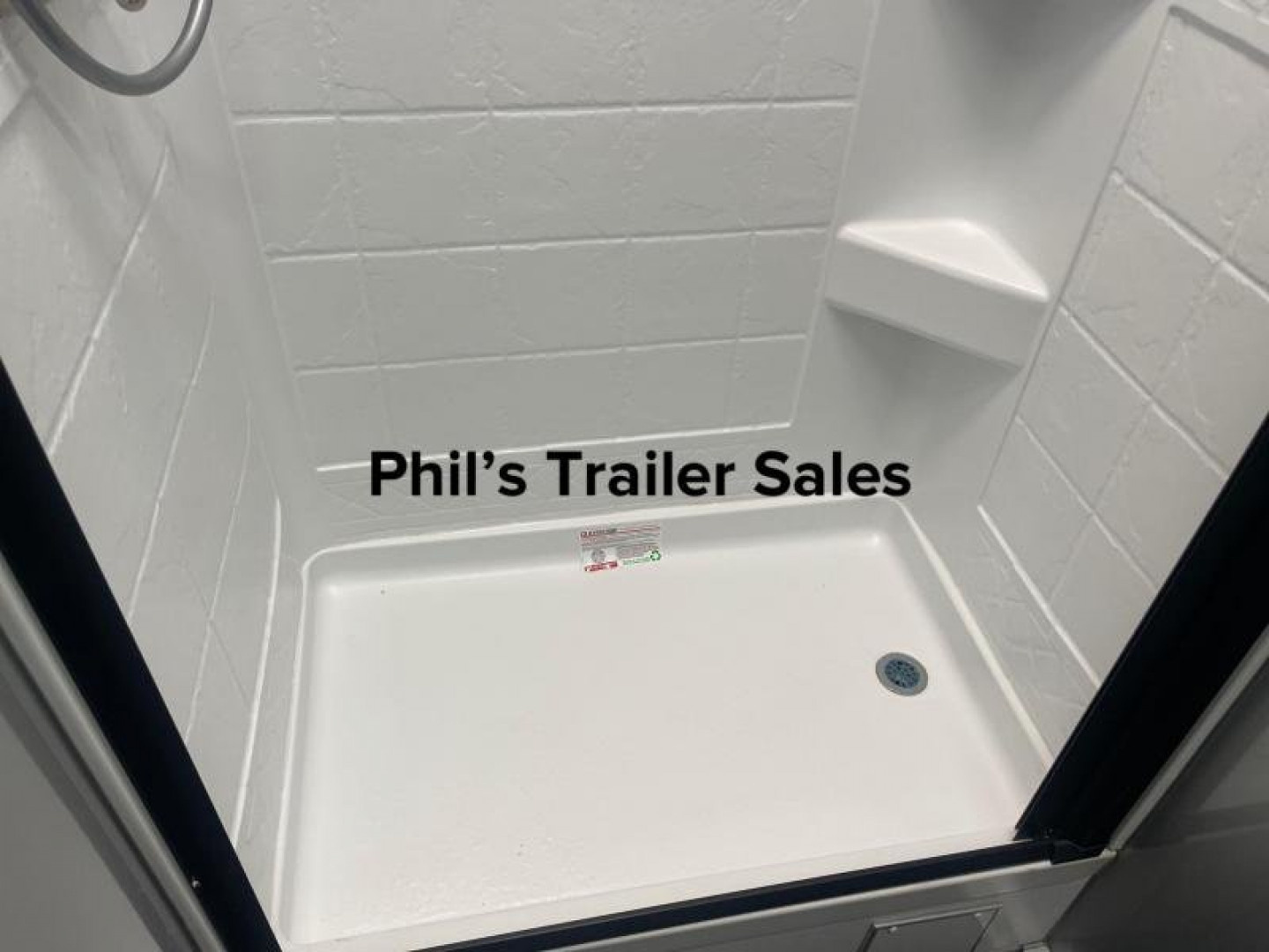 New LAST ONE AT THIS PRICE! GET IT BEFORE IT'S GONE!!!! CONTINENTAL CARGO NEW 85X44 ENCLOSED CAR RACE TRAILER BATHROOM CAR HAULER CARGO GOOSENECK Car / Racing Trailer