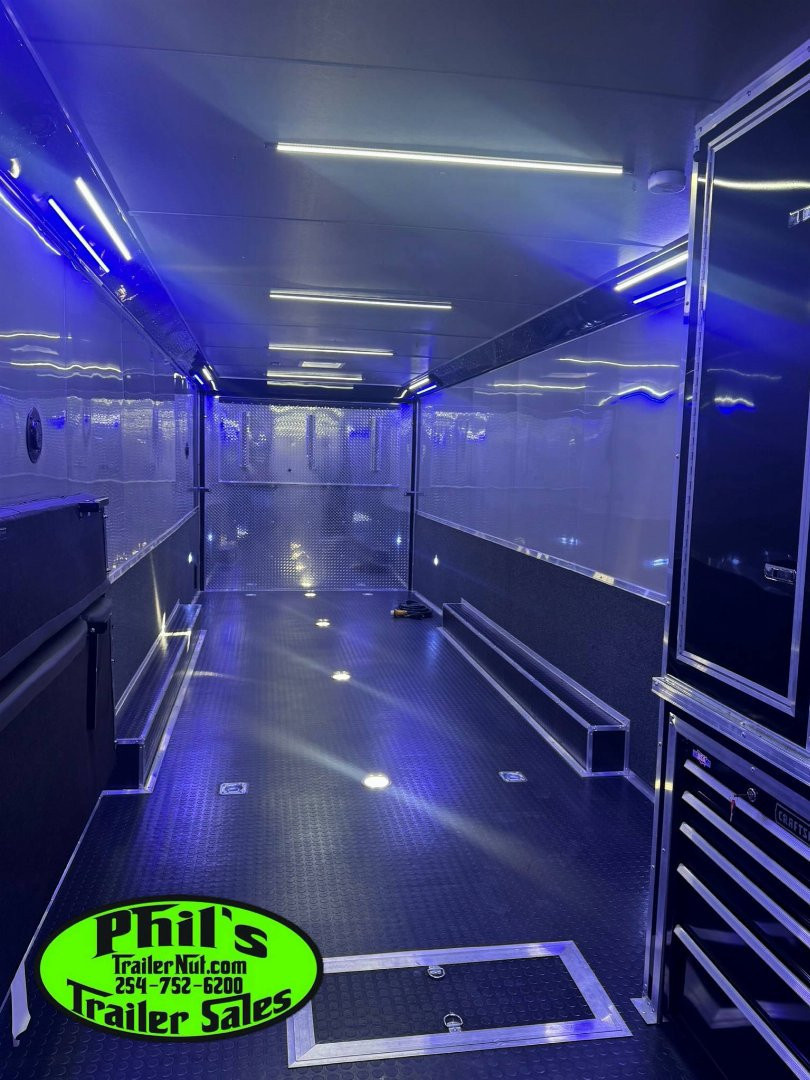 New LAST ONE AT THIS PRICE! GET IT BEFORE IT'S GONE!!!! CONTINENTAL CARGO NEW 85X44 ENCLOSED CAR RACE TRAILER BATHROOM CAR HAULER CARGO GOOSENECK Car / Racing Trailer