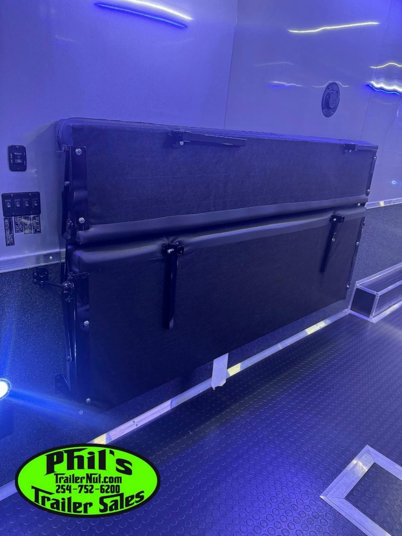 New LAST ONE AT THIS PRICE! GET IT BEFORE IT'S GONE!!!! CONTINENTAL CARGO NEW 85X44 ENCLOSED CAR RACE TRAILER BATHROOM CAR HAULER CARGO GOOSENECK Car / Racing Trailer