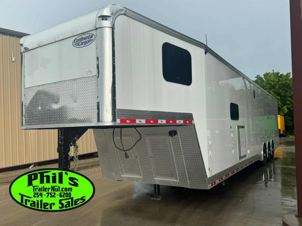 New Continental Cargo NEW 85X44 ENCLOSED CAR RACE TRAILER BATHROOM CAR HAULER Car / Racing Trailer DUAL MINI SPLIT