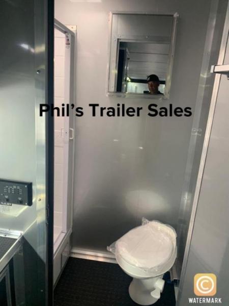 New Continental Cargo NEW 85X44 ENCLOSED CAR RACE TRAILER BATHROOM CAR HAULER Car / Racing Trailer DUAL MINI SPLIT