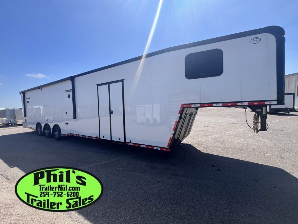 New Continental Cargo NEW 85X44 ENCLOSED CAR RACE TRAILER BATHROOM CAR HAULER Car / Racing Trailer
