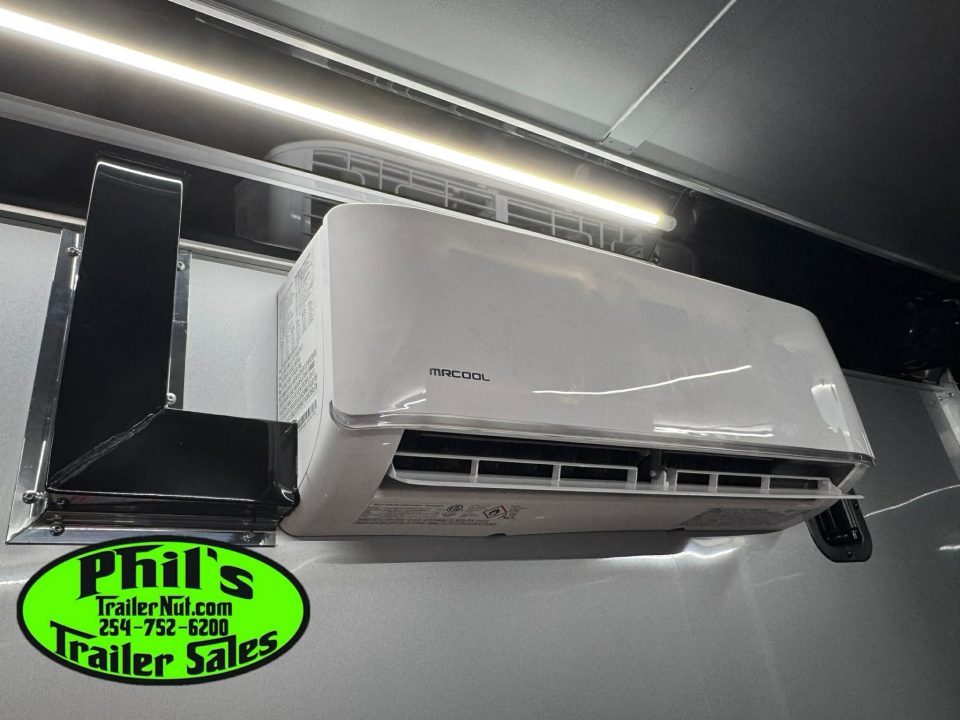 New Continental Cargo NEW 85X44 ENCLOSED CAR RACE TRAILER BATHROOM CAR HAULER Car / Racing Trailer