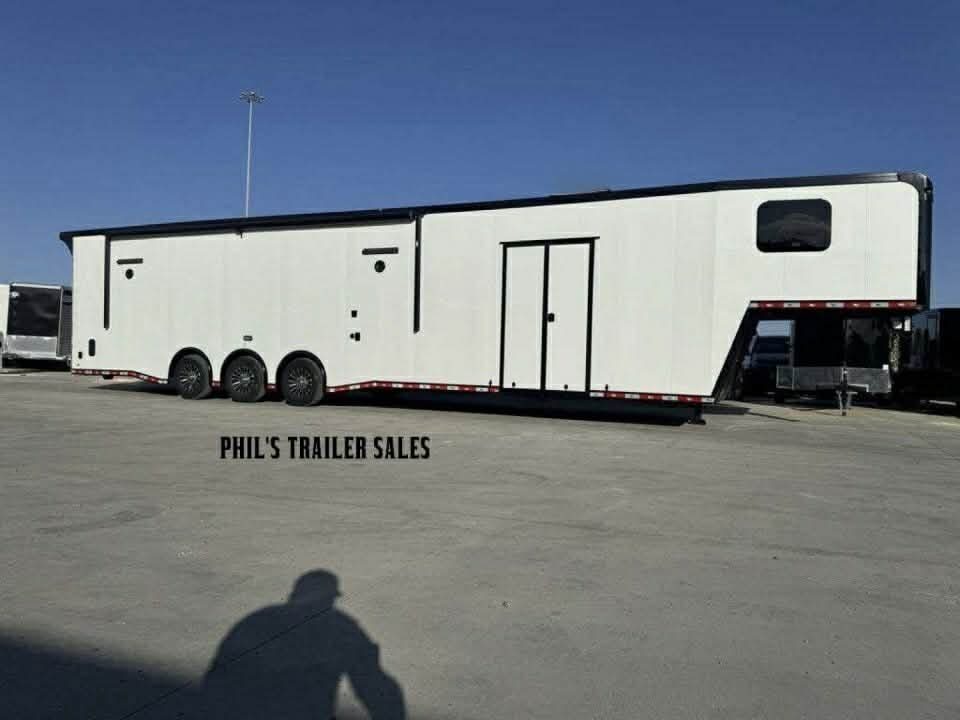 New Continental Cargo NEW 85X44 ENCLOSED CAR RACE TRAILER BATHROOM CAR HAULER Car / Racing Trailer
