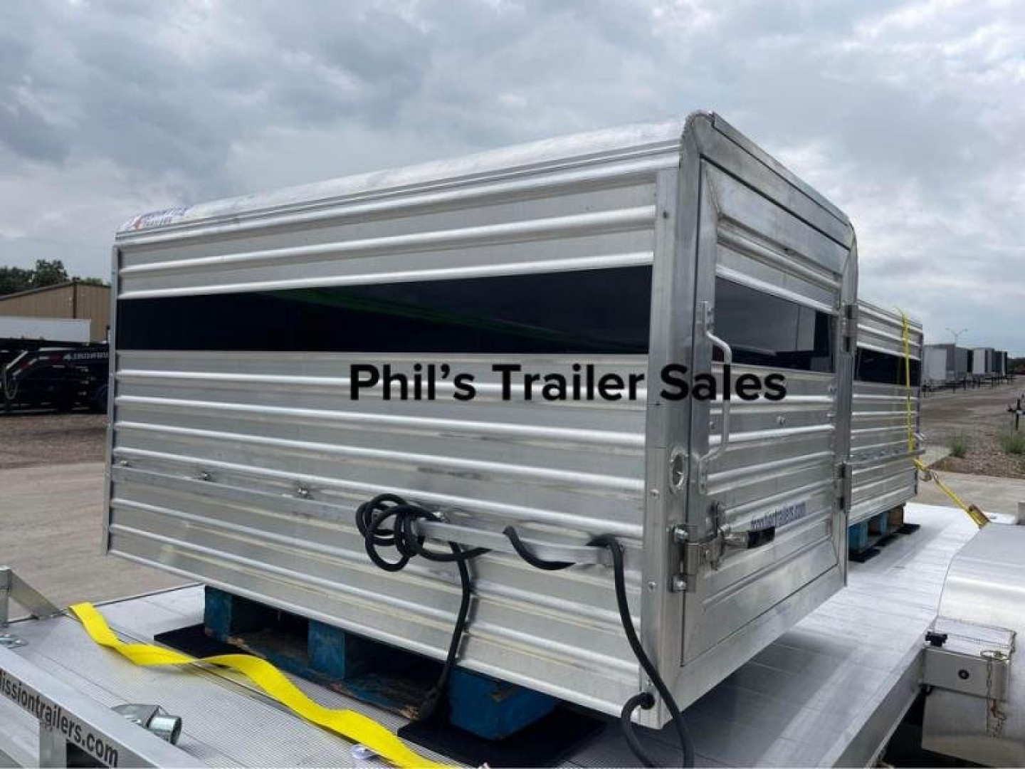 New Frontier Trailers 4 x6 Frontier Truck Boxes Stock / Stock Combo Trailer