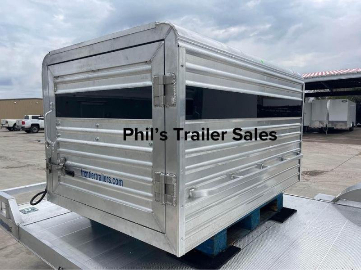 New Frontier Trailers 4 x6 Frontier Truck Boxes Stock / Stock Combo Trailer