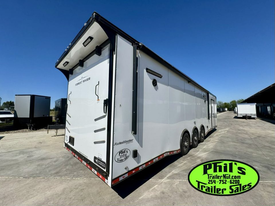 New CONTINENTAL CARGO NEW 85X34 ENCLOSED CAR RACE TRAILER BATHROOM CAR HAULER CARGO TRAILER Car / Racing Trailer