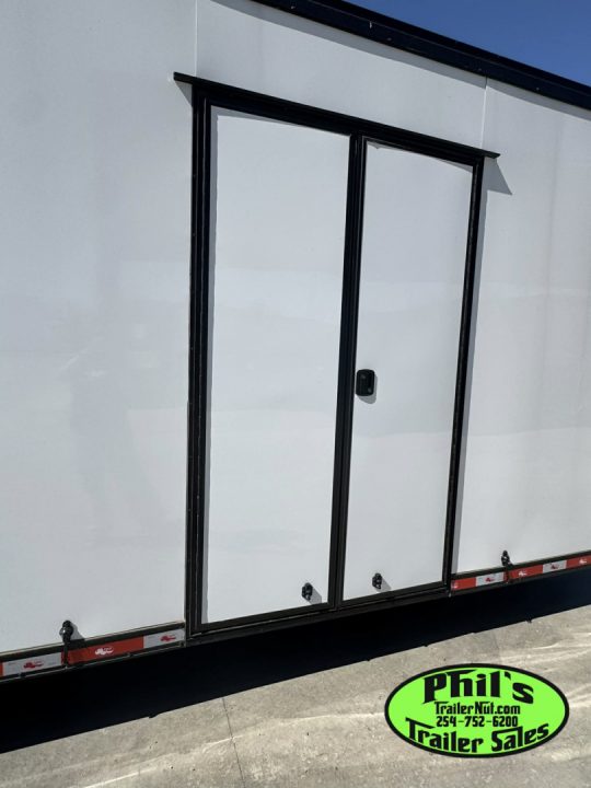 New CONTINENTAL CARGO NEW 85X34 ENCLOSED CAR RACE TRAILER BATHROOM CAR HAULER CARGO TRAILER Car / Racing Trailer
