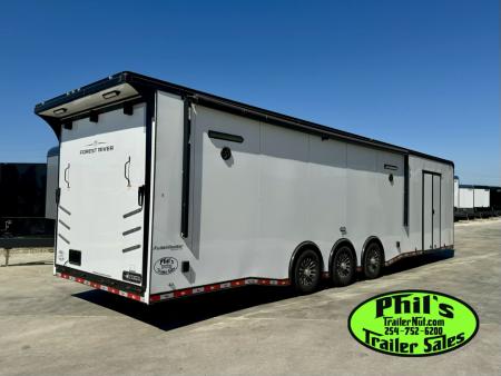 New CONTINENTAL CARGO NEW 85X34 ENCLOSED CAR RACE TRAILER BATHROOM CAR HAULER CARGO TRAILER Car / Racing Trailer