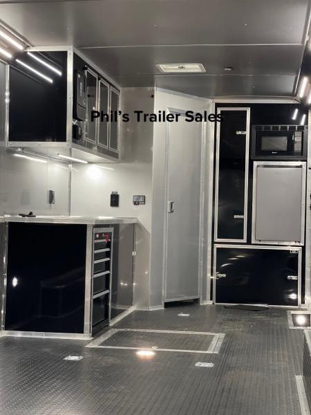 New CONTINENTAL CARGO NEW 85X34 ENCLOSED CAR RACE TRAILER BATHROOM CAR HAULER CARGO TRAILER Car / Racing Trailer
