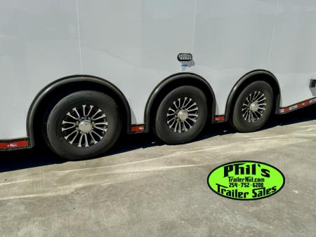 New CONTINENTAL CARGO NEW 85X34 ENCLOSED CAR RACE TRAILER BATHROOM CAR HAULER CARGO TRAILER Car / Racing Trailer