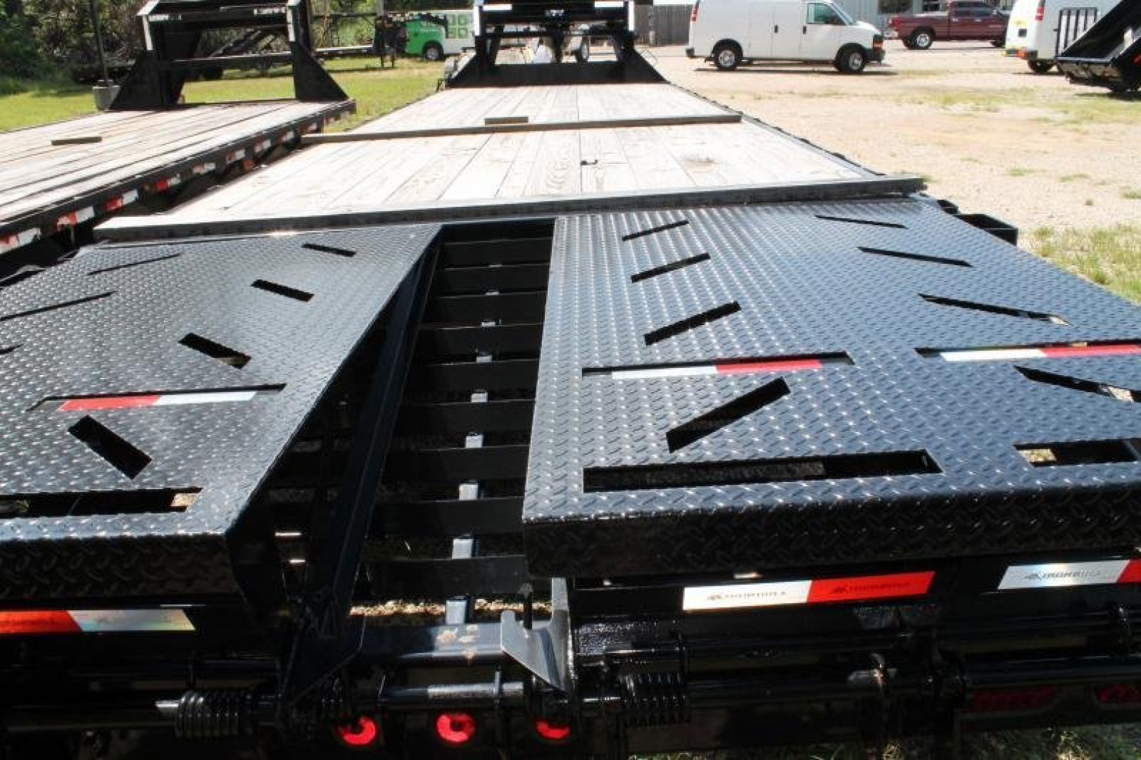 New 2026 Iron Bull 102 X 30 Iron Bull EQUIPMENT TRAILER Deckover Trailer TRAILERS Equipment Trailer
