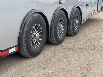 New 2025 HAULMARK NEW 85X32 HAULMARK RACE TRAILER EDGE ENCLOSED TRAILER RACE CAR HAULER ELECTRIC AWNING CARGO TRAILERS Car / Racing Trailer LAST ONE UNDER OLD PRICING AT THIS PRICE! GET IT BEFORE IT'S GONE!