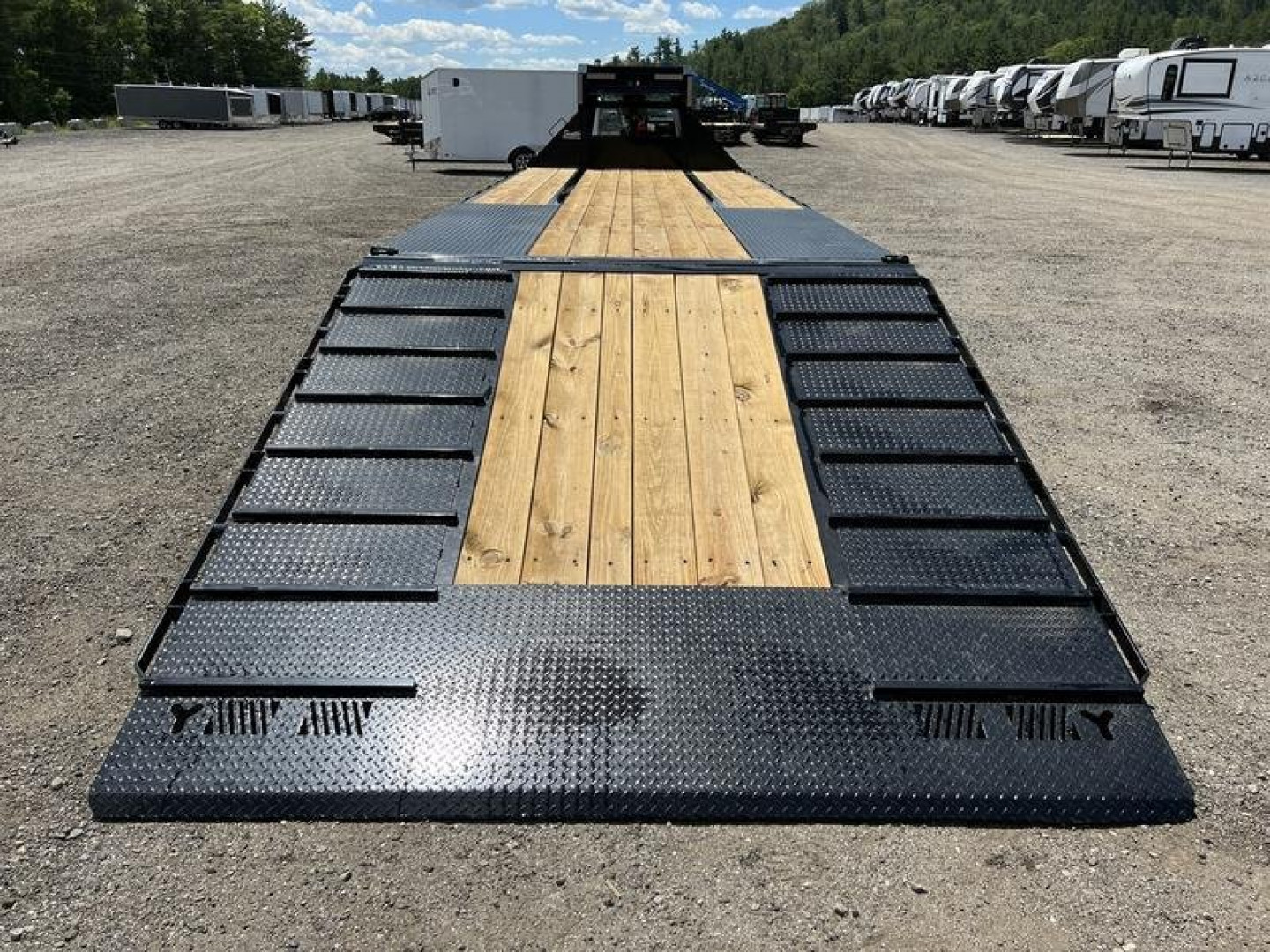 New Iron Bull 36' TANDEM DUAL TRAILER 9'  HYDRALIC DOVE Equipment Trailer GOOSENECK