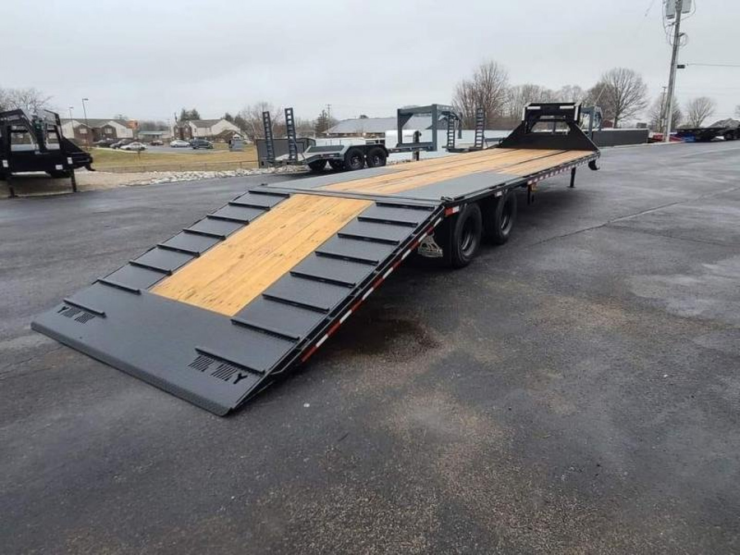 New Iron Bull 36' TANDEM DUAL TRAILER 9'  HYDRALIC DOVE Equipment Trailer GOOSENECK