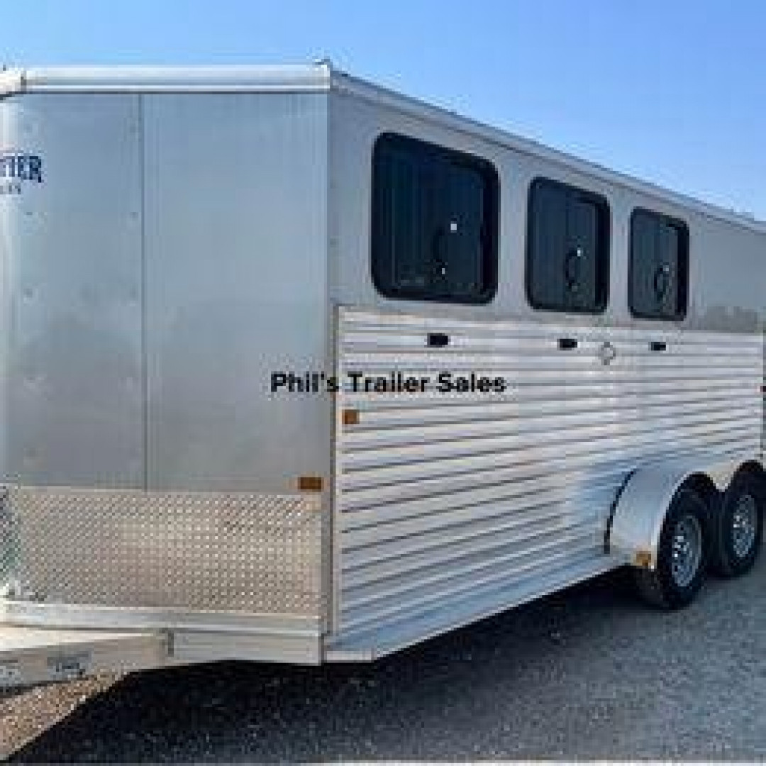 New FRONTIER 3 HORSE SLANT TRAILER ALUMINUM HORSE TRAILER Stock / Stock Combo Trailer