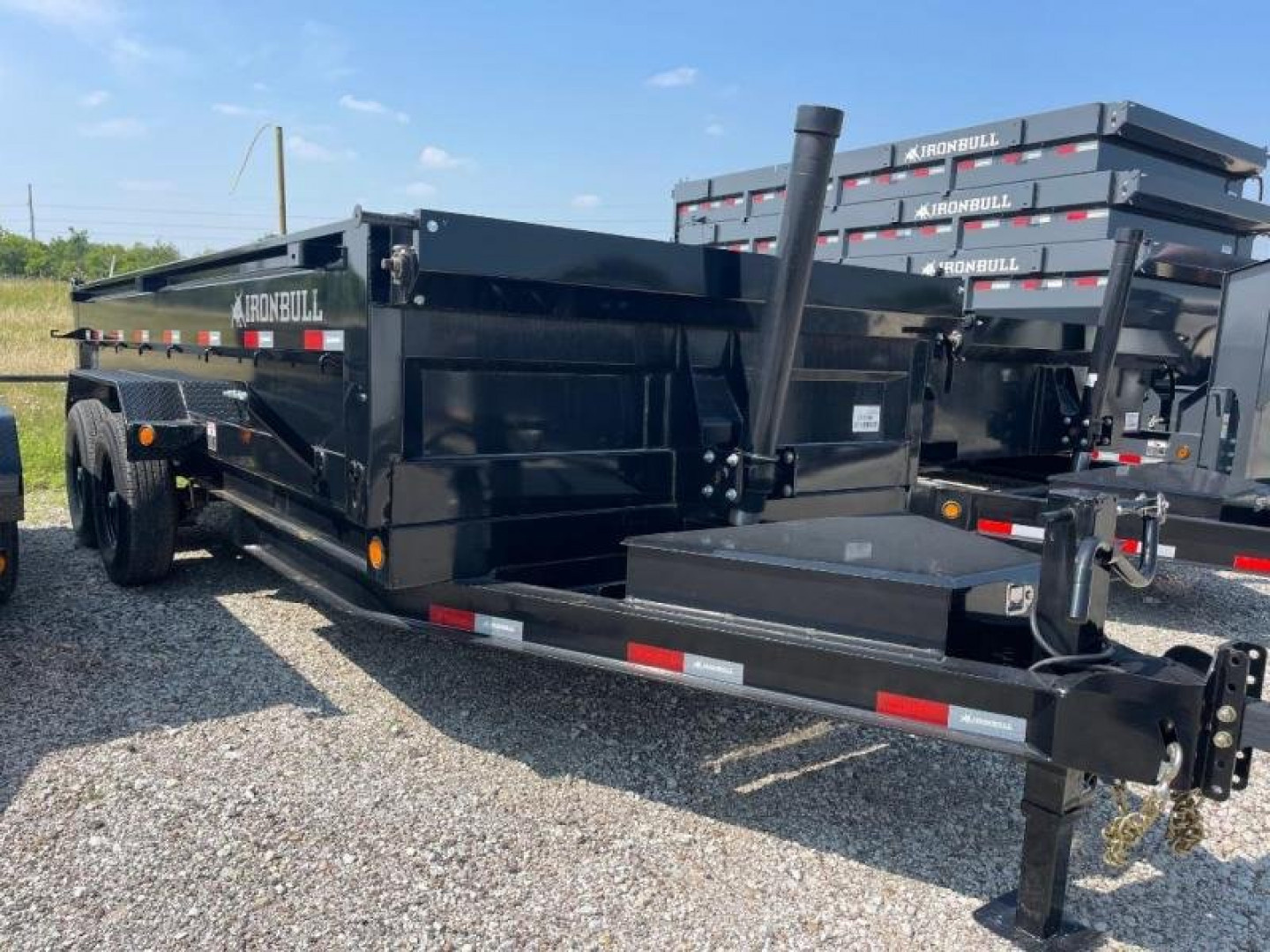 New Iron Bull NEW 83X16 DUMP TRAILER TELESCOPIC LIFT W/TARP AND RAMP Dump Trailer
