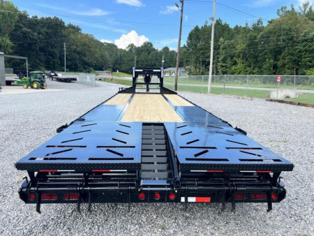 New 102 X 25 NORSTAR IRON BULL EQUIPMENT TRAILER TANDEM DUAL Deckover TrailER GOOSENECK TRAILER