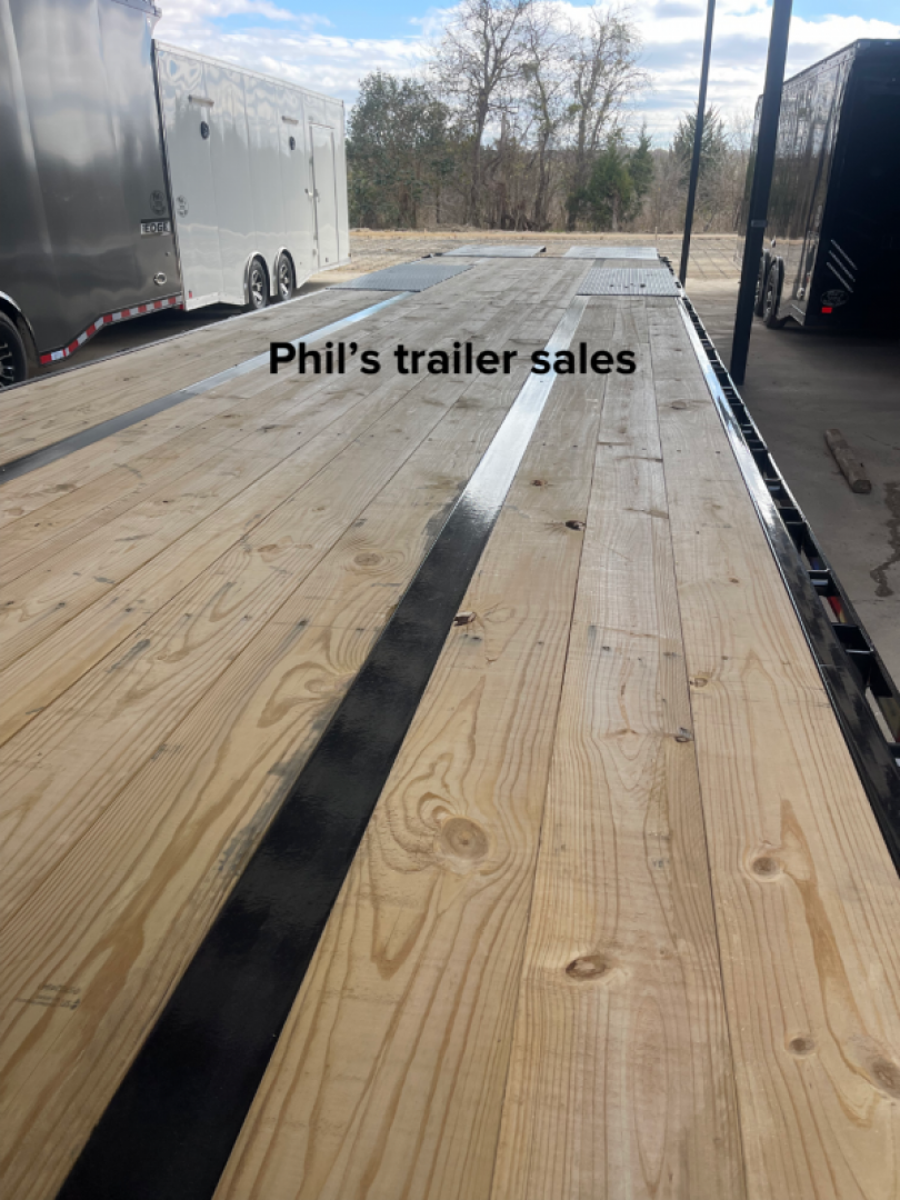 New IRON BULL TRAILERS 40 FT TANDEM DUAL EQUIPMENT TRAILER Iron Bull Trailers Deckover Trailer Equipment Trailer