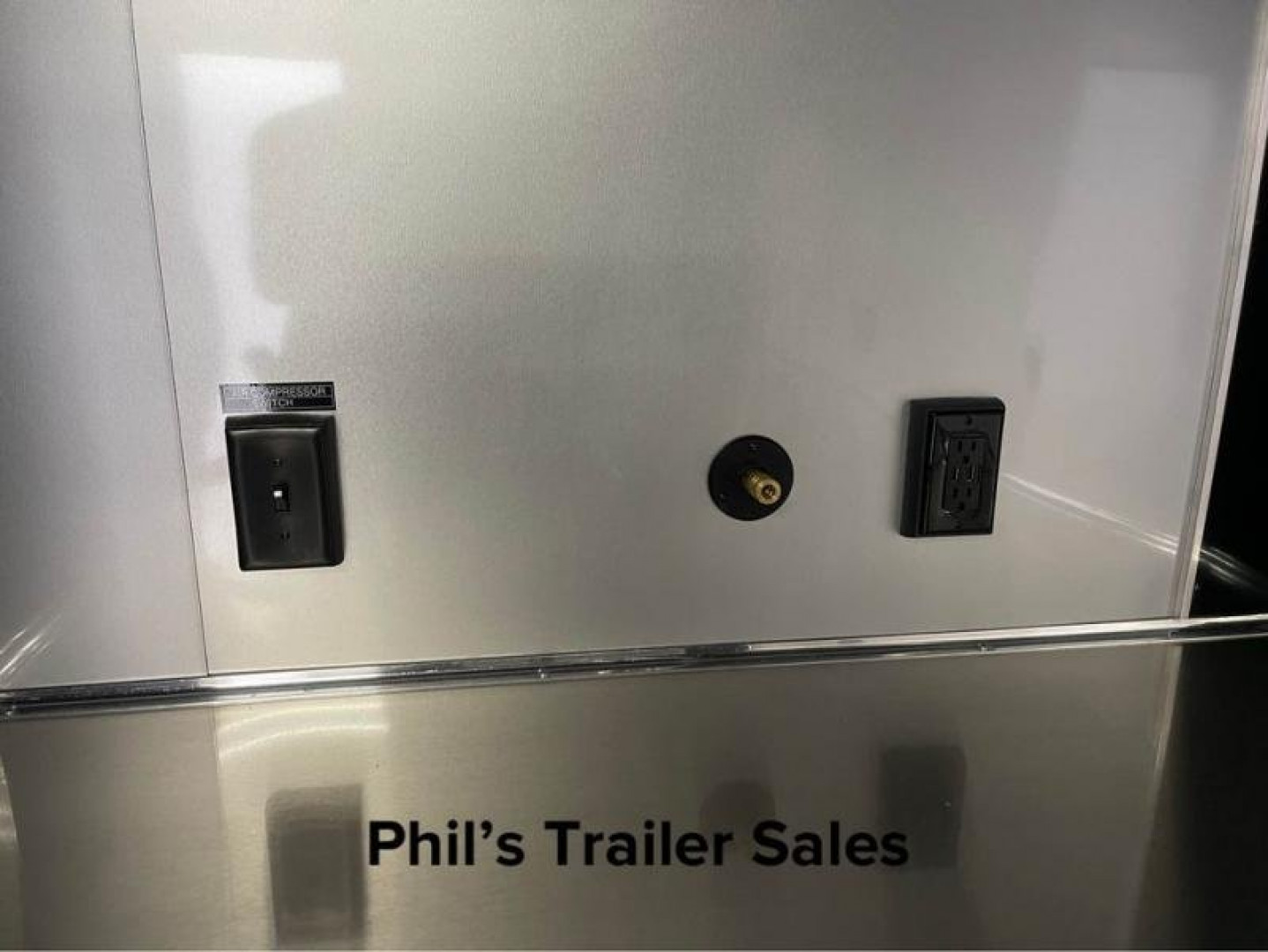 New RED TAG SALE! Continental Cargo 34 DRAGSTER BRACING EXTRA HEIGHT BLACKOUT Car / Racing Trailer ONLY 1 AT THIS PRICE! GET IT WHILE YOU CAN!