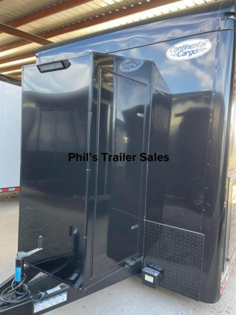 New RED TAG SALE! Continental Cargo 34 DRAGSTER BRACING EXTRA HEIGHT BLACKOUT Car / Racing Trailer ONLY 1 AT THIS PRICE! GET IT WHILE YOU CAN!