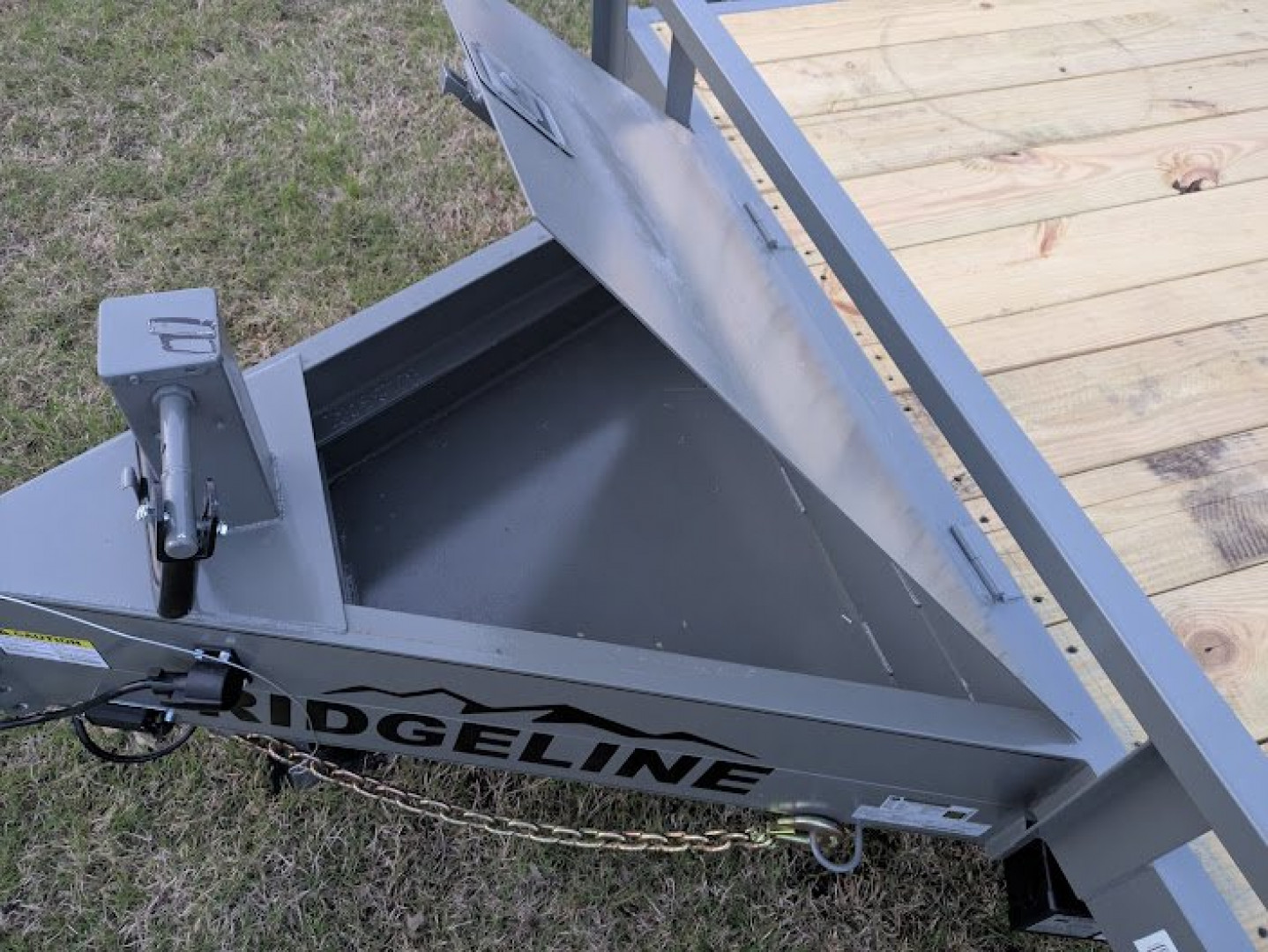 New 2025 Ridgeline Tilt Trailer