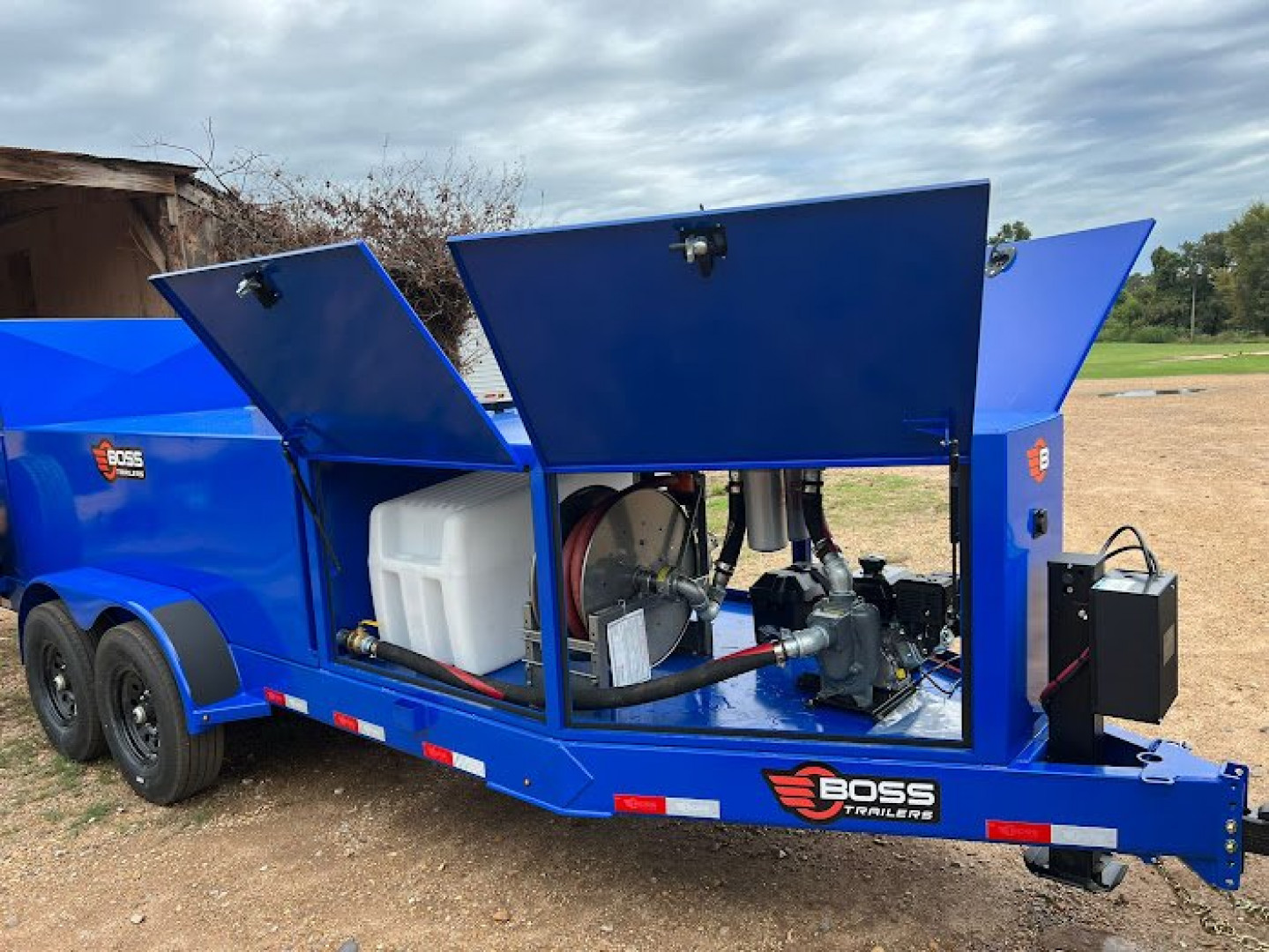 New 2025 Boss Trailers 990 Fuel Trailer