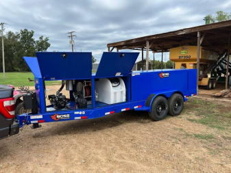 New 2025 Boss Trailers 990 Fuel Trailer